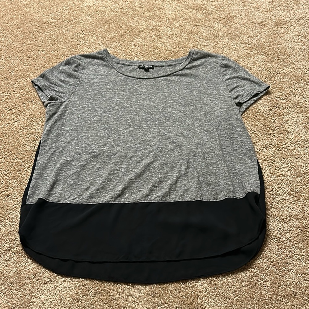 Express Gray and Black Women’s Short Sleeve Shirt